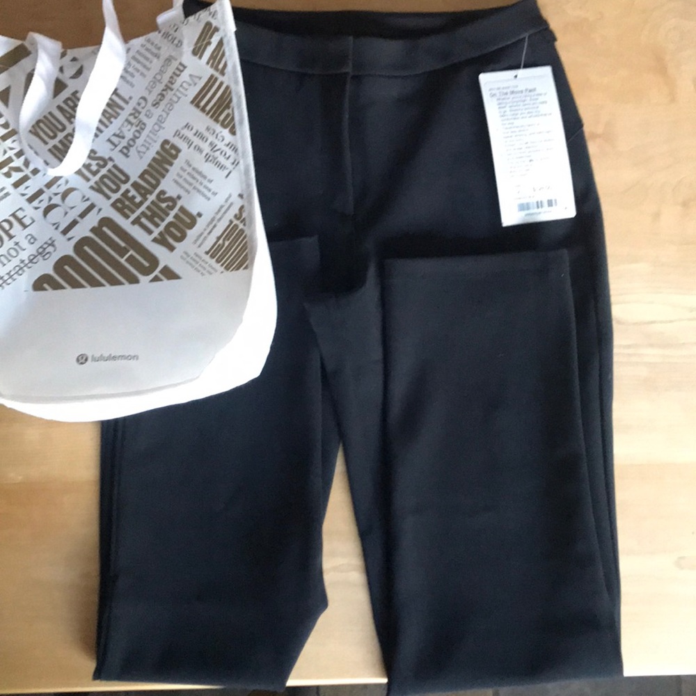 Lululemon on the move pant